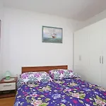 App For 5 Persons, Big Terrace, 2 Bdr, 299 라벡