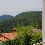App For 5 Persons, Big Terrace, 2 Bdr, 299 아파트 라벡