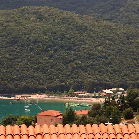 Apartment App For 5 Persons, Big Terrace, 2 Bdr, 299 *
