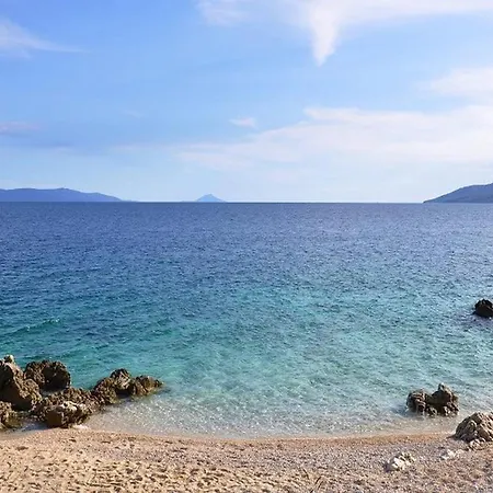 App For 5 Persons, Big Terrace, 2 Bdr, 299 * Rabac