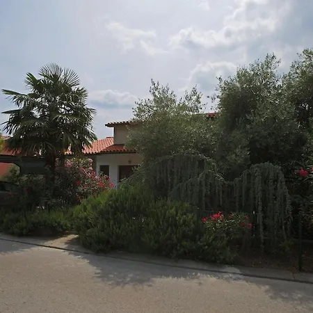 Apartment App For 5 Persons, Big Terrace, 2 Bdr, 299 Rabac