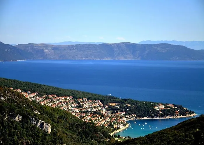App For 5 Persons, Big Terrace, 2 Bdr, 299 Appartamento *