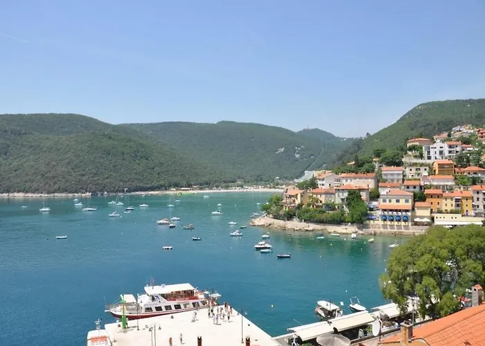 App For 5 Persons, Big Terrace, 2 Bdr, 299 Appartamento Rabac