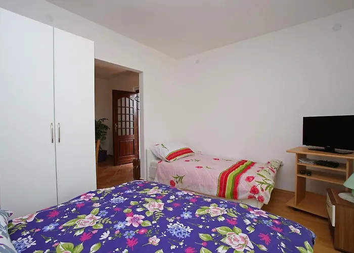App For 5 Persons, Big Terrace, 2 Bdr, 299 Appartamento Rabac