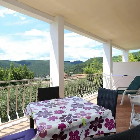 Apartman App For 5 Persons, Big Terrace, 2 Bdr, 299 Rabac