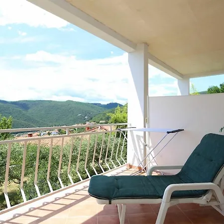 App For 5 Persons, Big Terrace, 2 Bdr, 299 Apartman *