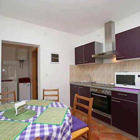 App For 5 Persons, Big Terrace, 2 Bdr, 299 Rabac